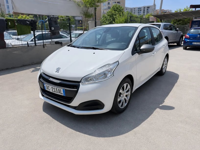 Rent a car in Tirana