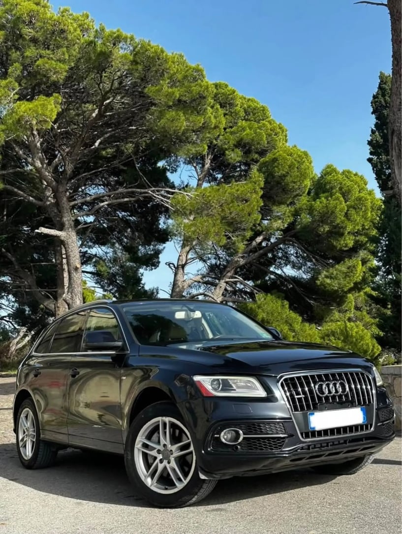 Noleggia un'auto a Durrës