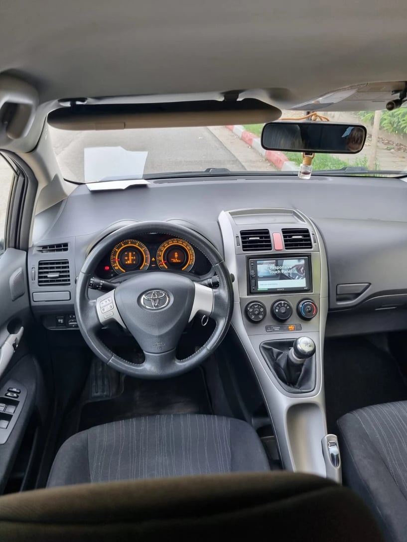 Wynajmij samochód w Tirana