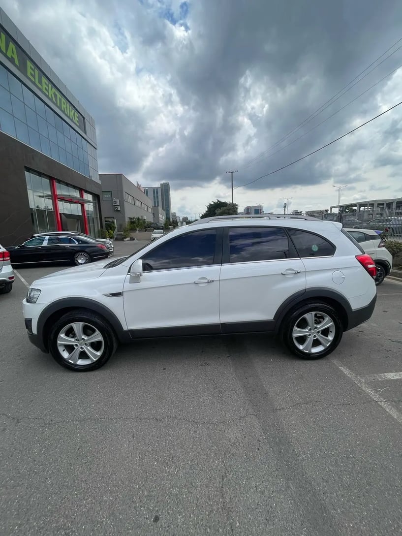 Rent a car in Tirana