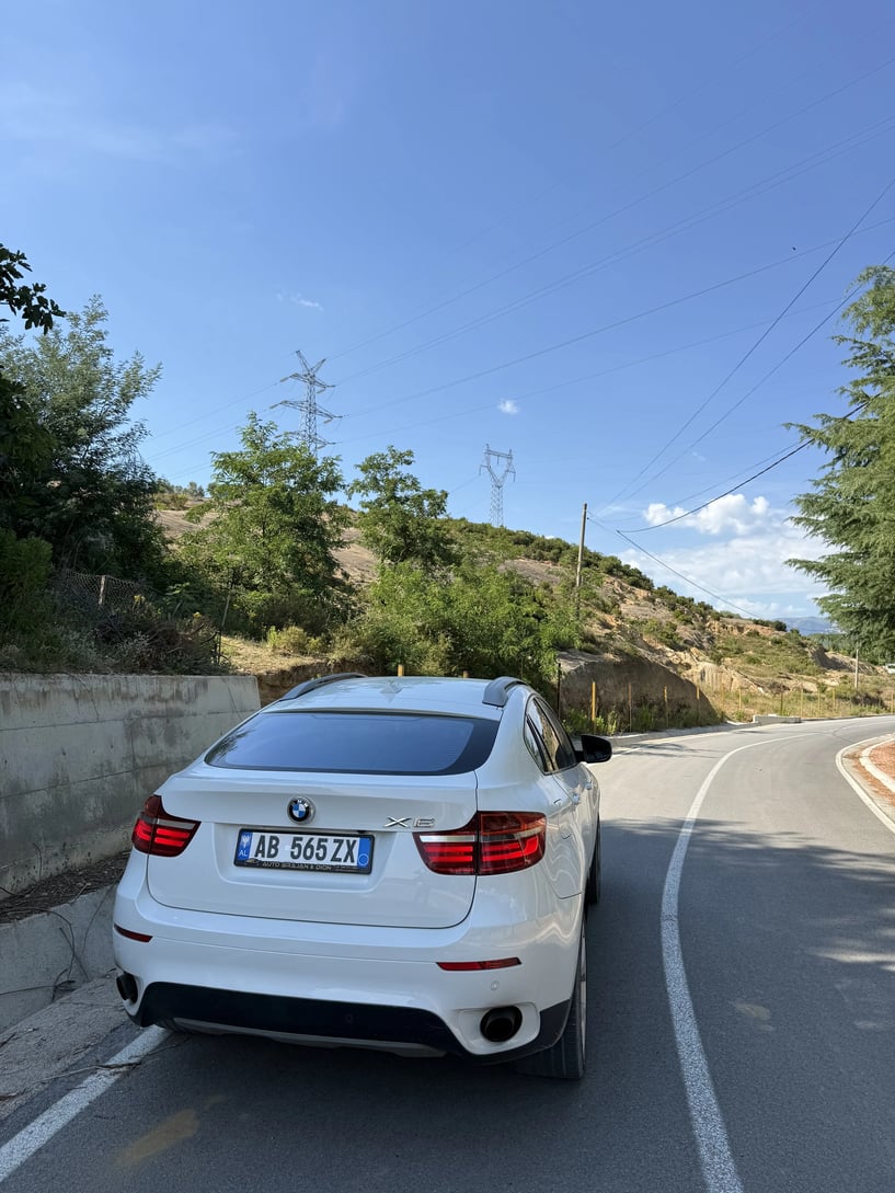 Rent a car in Tirana