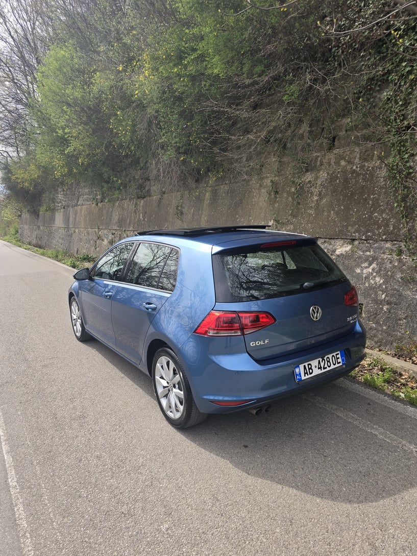 Alquila un coche en Elbasan