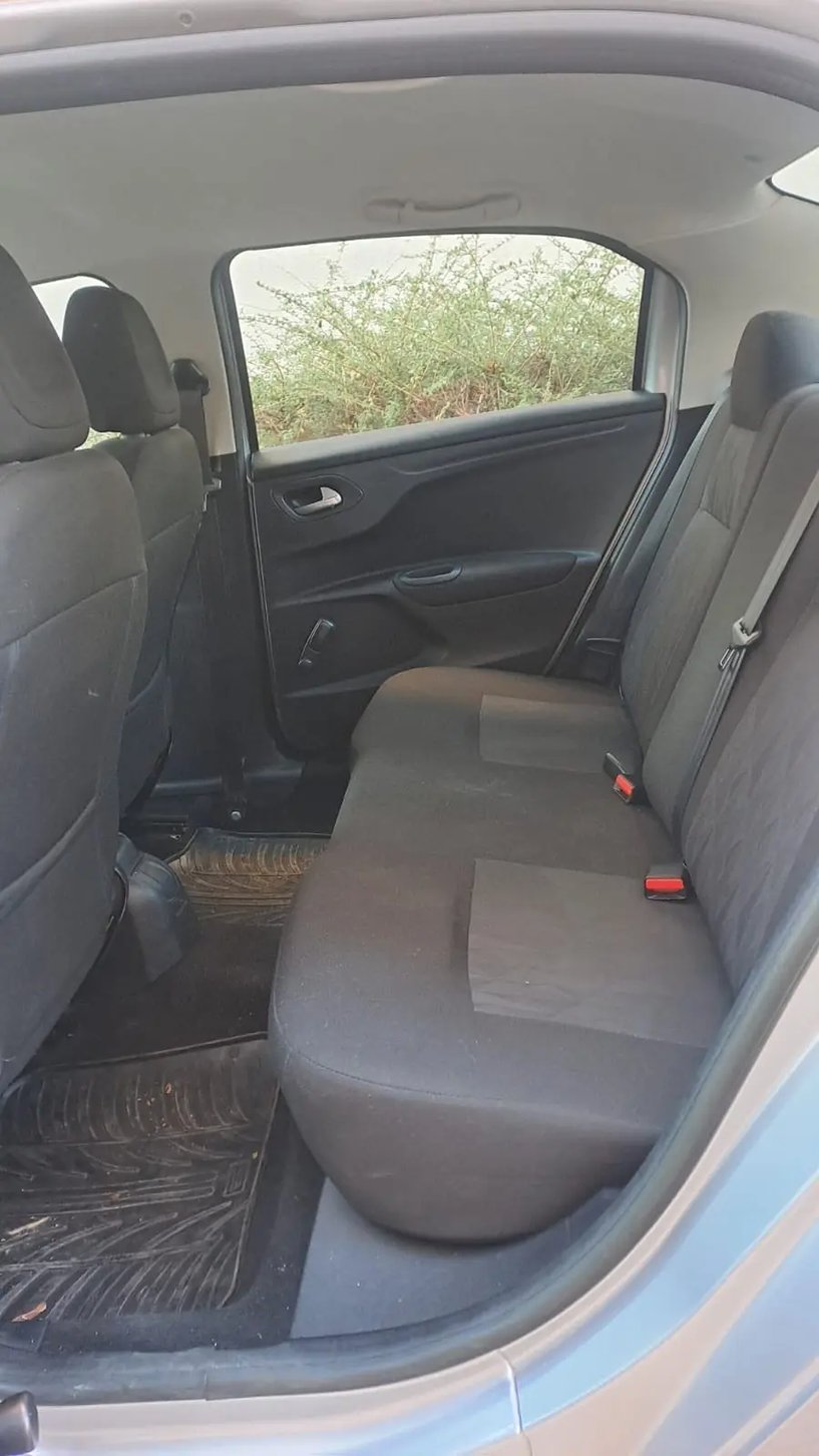 Noleggia un'auto a Tirana