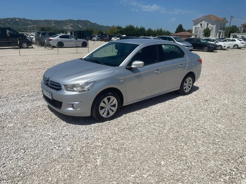 Rent a car in Tirana