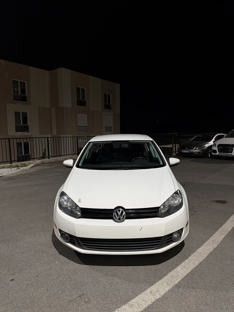 Rent a car in Tirana