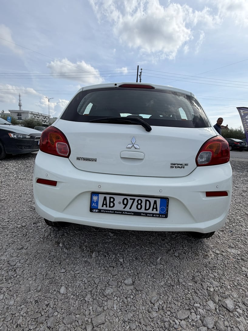 Louer une voiture à Tirana