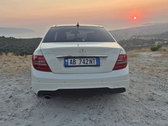 Louer une voiture à Vlorë