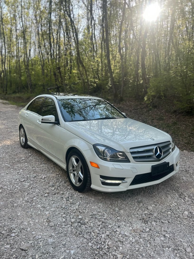 Rent a car in Tirana
