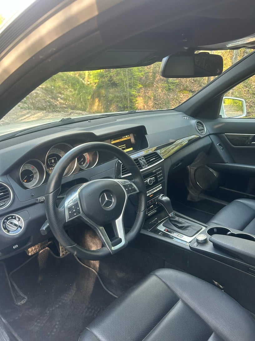 Rent a car in Tirana
