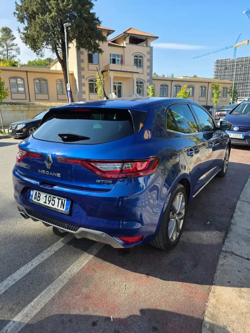 Rent a car in Tirana