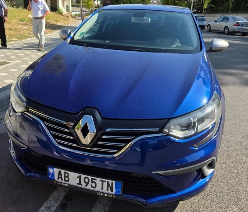 Rent a car in Tirana