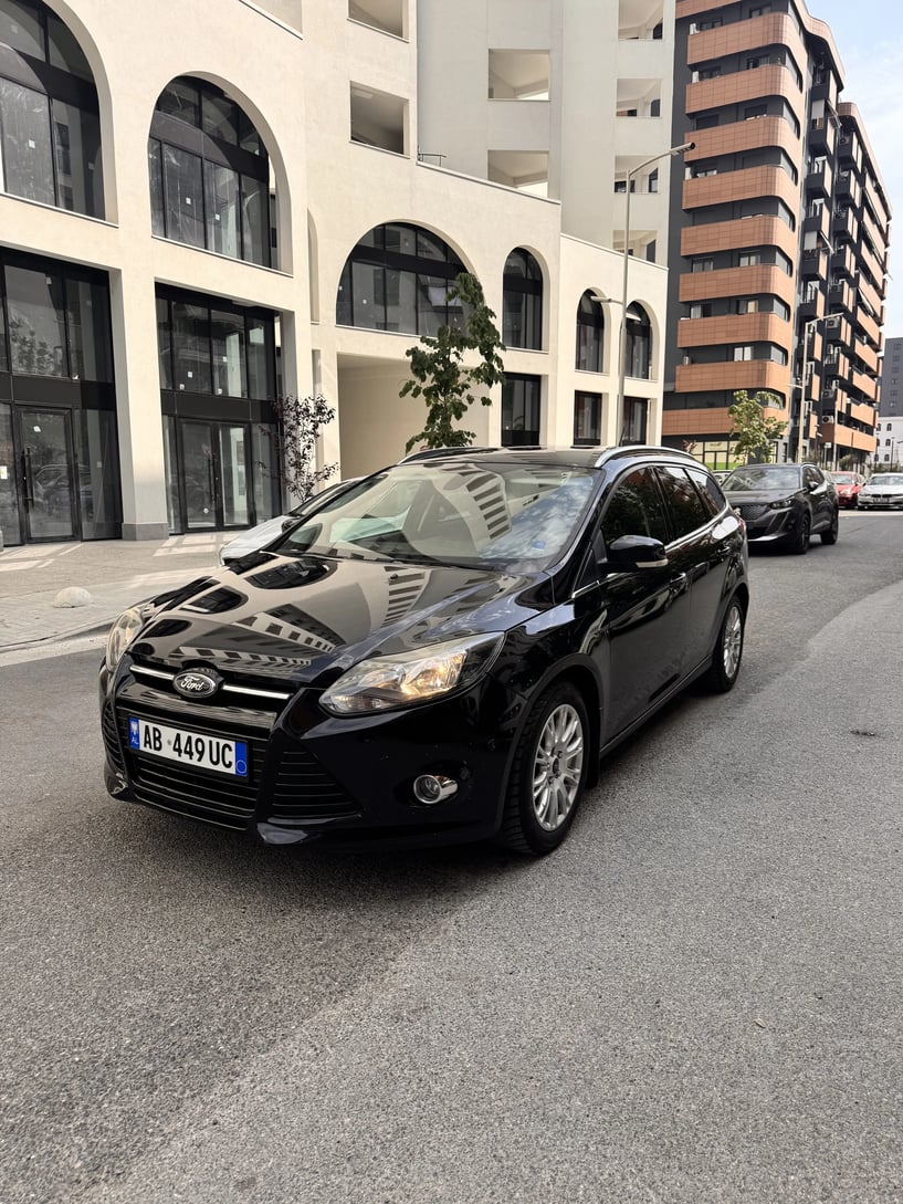 Rent a car in Tirana