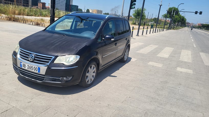 Rent a car in Tirana