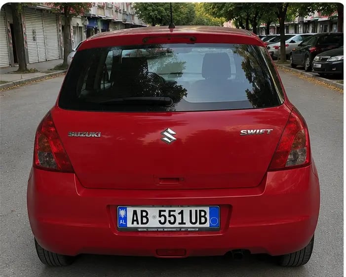 Wynajmij samochód w Tirana