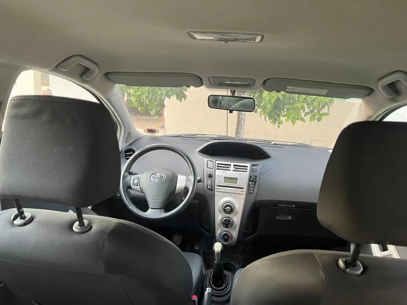 Noleggia un'auto a Tirana