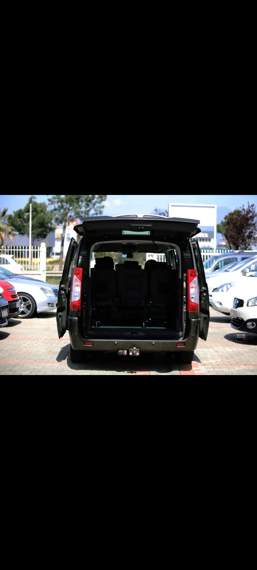 Wynajmij samochód w Tirana