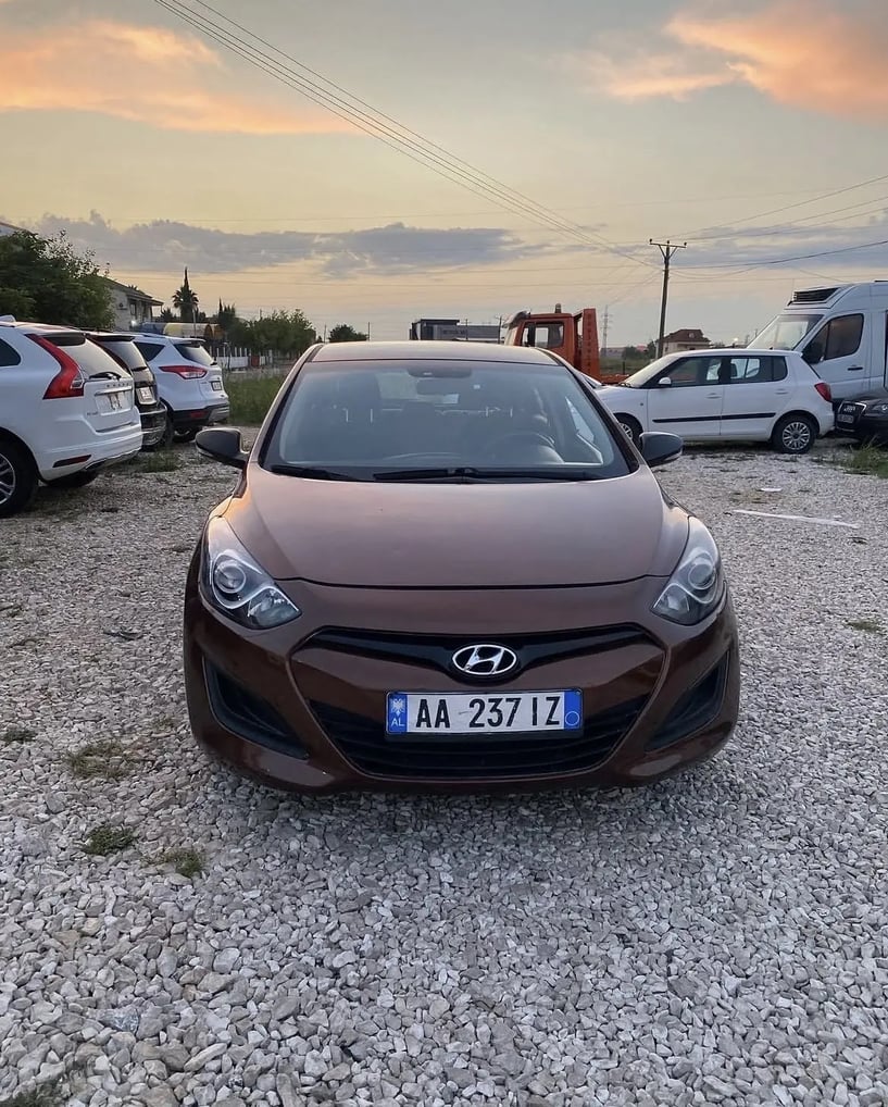 Rent a car in Tirana