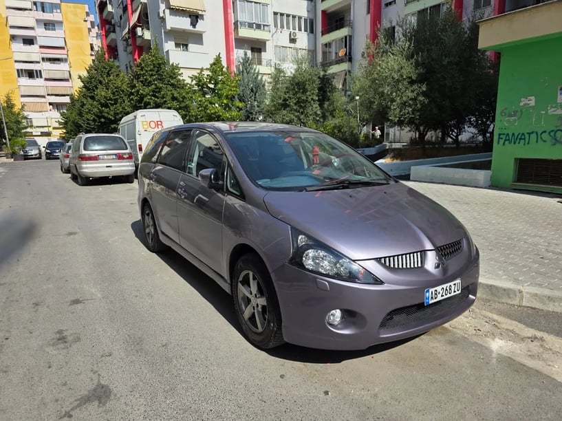 Wynajmij samochód w Tirana