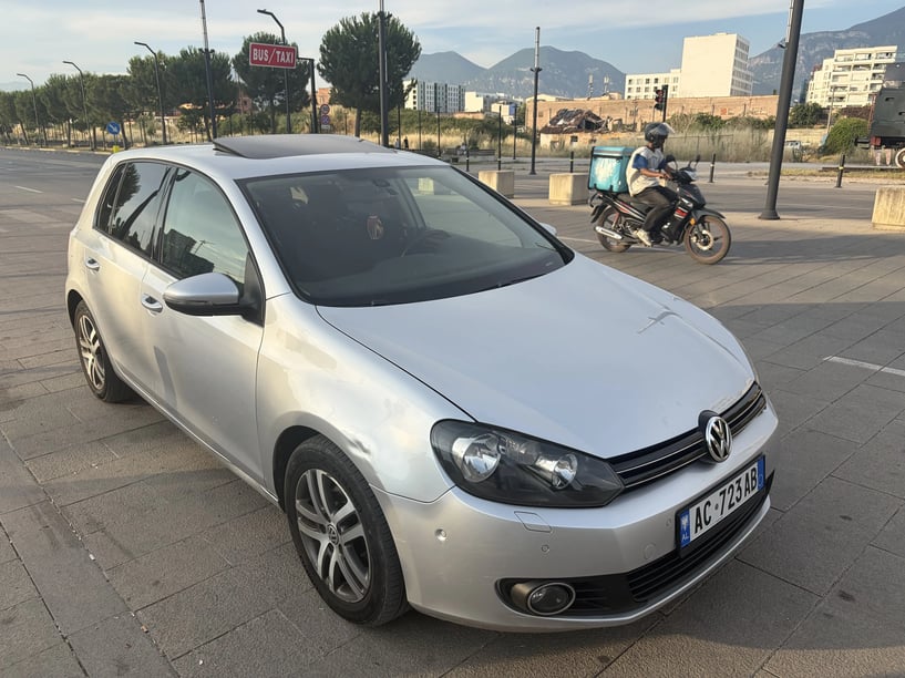 Rent a car in Tirana