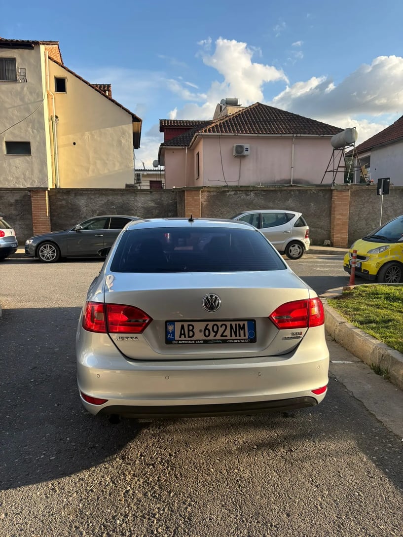 Auto mieten in Tirana