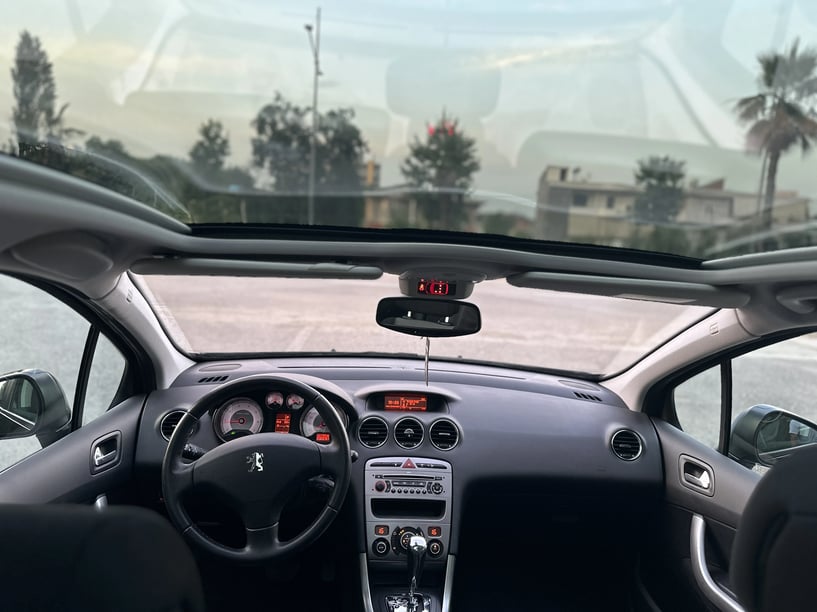 Alquila un coche en Durrës