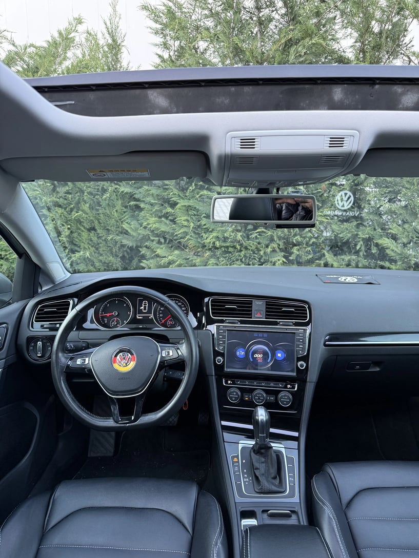 Rent a car in Tirana