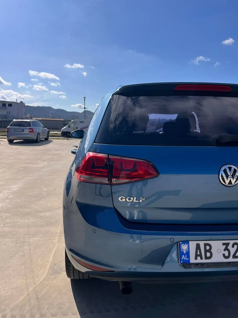 Wynajmij samochód w Tirana