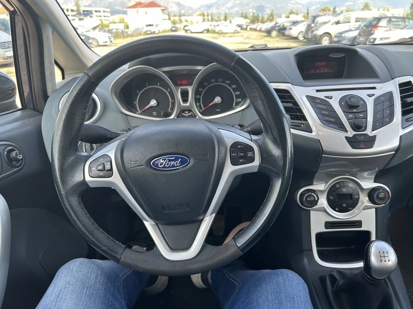 Louer une voiture à Tirana