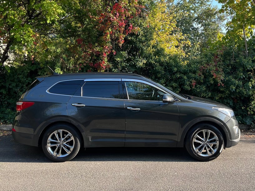 Wynajmij samochód w Tirana