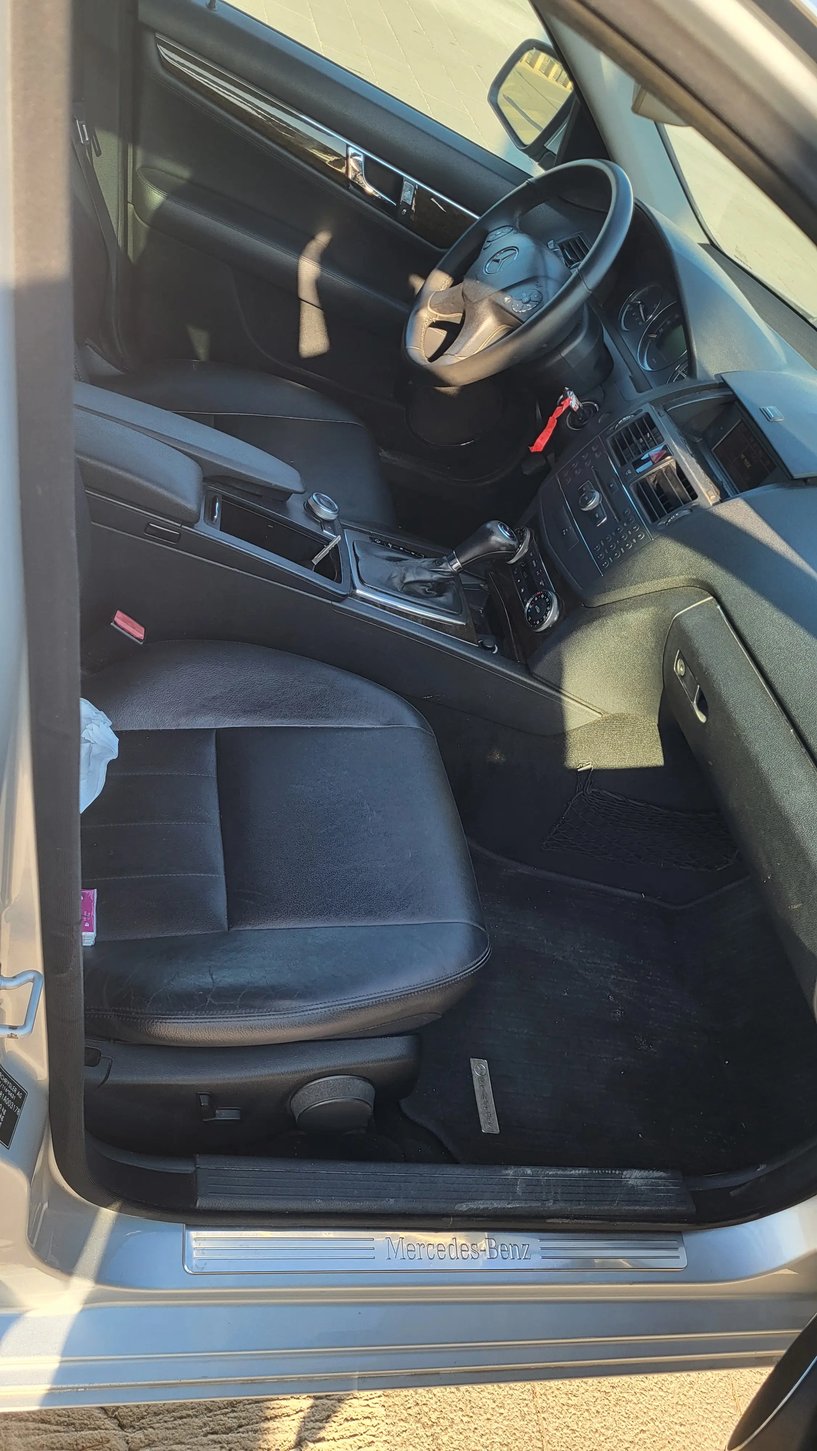 Rent a car in Tirana