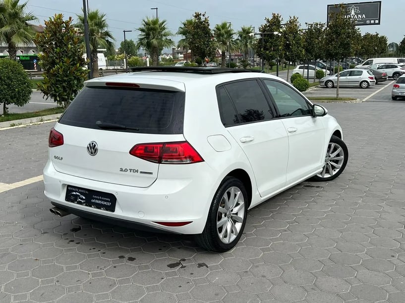 Wynajmij samochód w Tirana