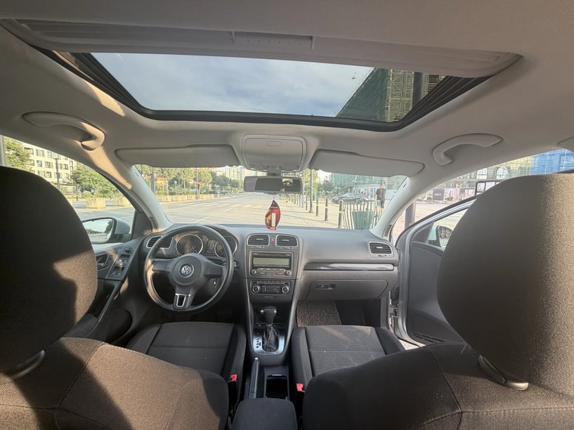Rent a car in Tirana