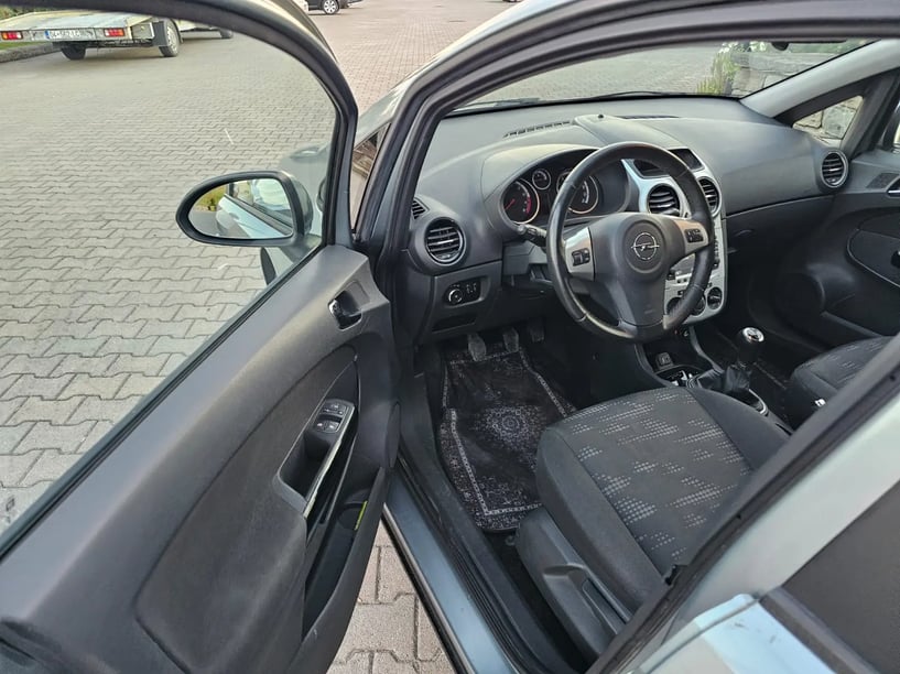 Wynajmij samochód w Tirana