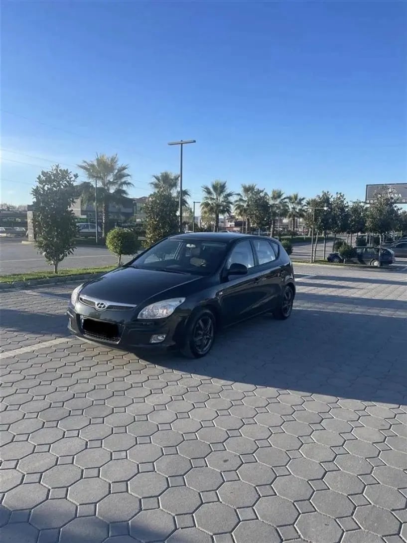 Rent a car in Tirana