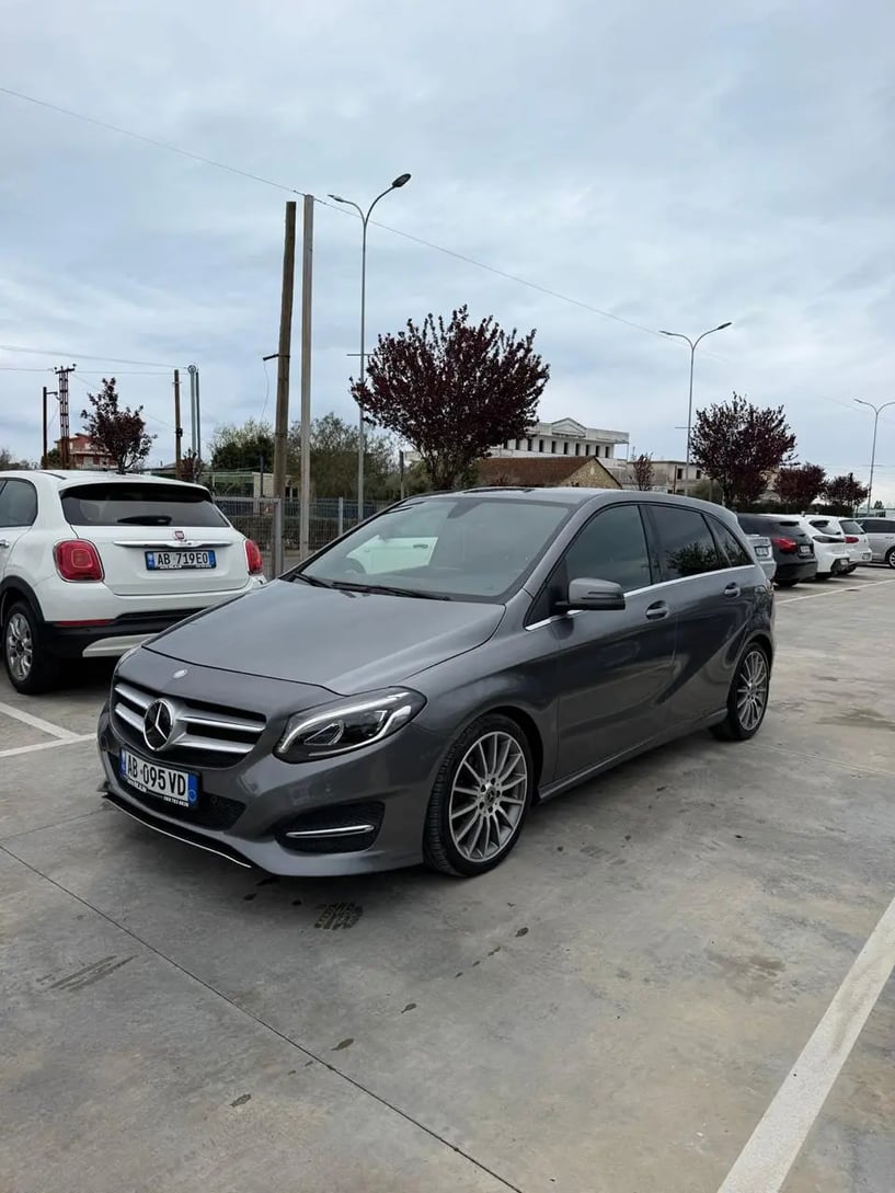 Rent a car in Durrës