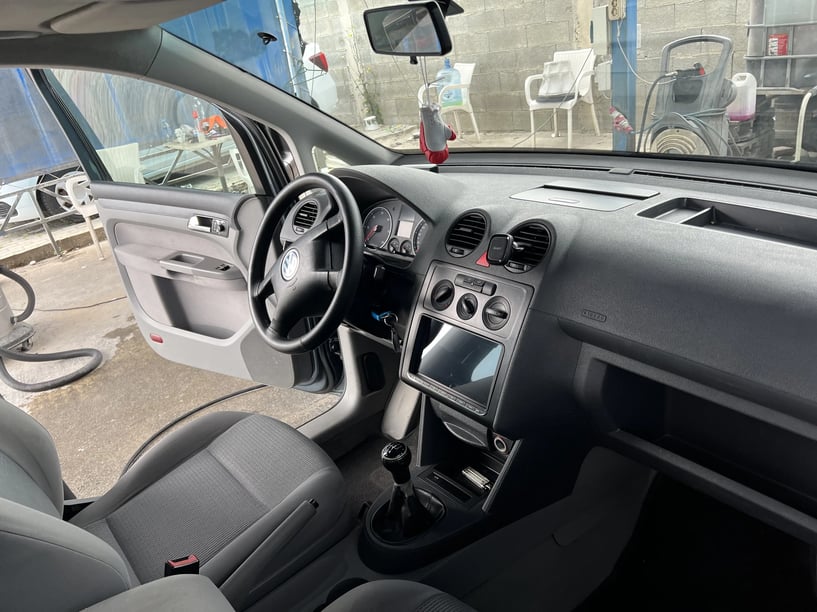 Rent a car in Tirana