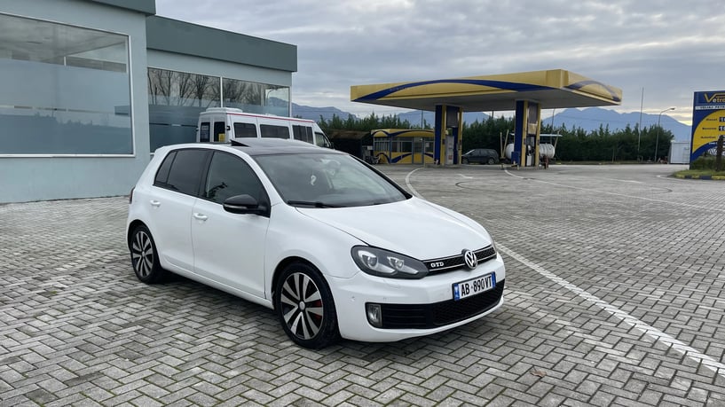 Auto mieten in Tirana