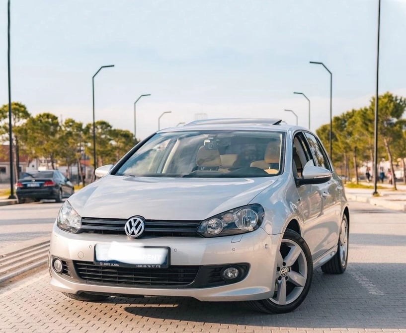 Louer une voiture à Tirana