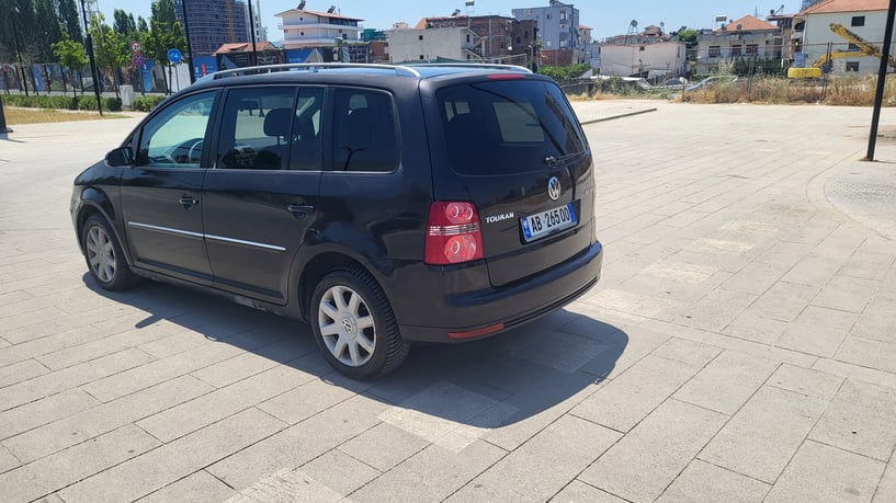 Rent a car in Tirana