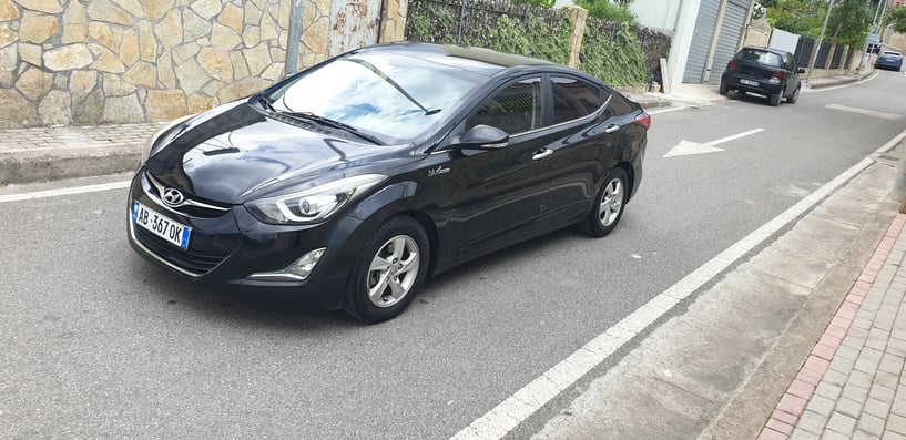 Rent a car in Tirana