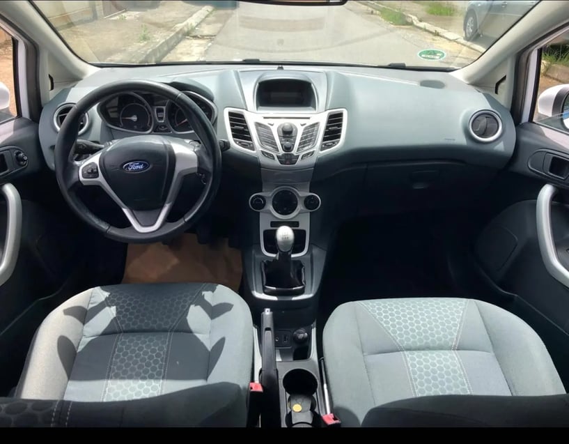 Louer une voiture à Tirana