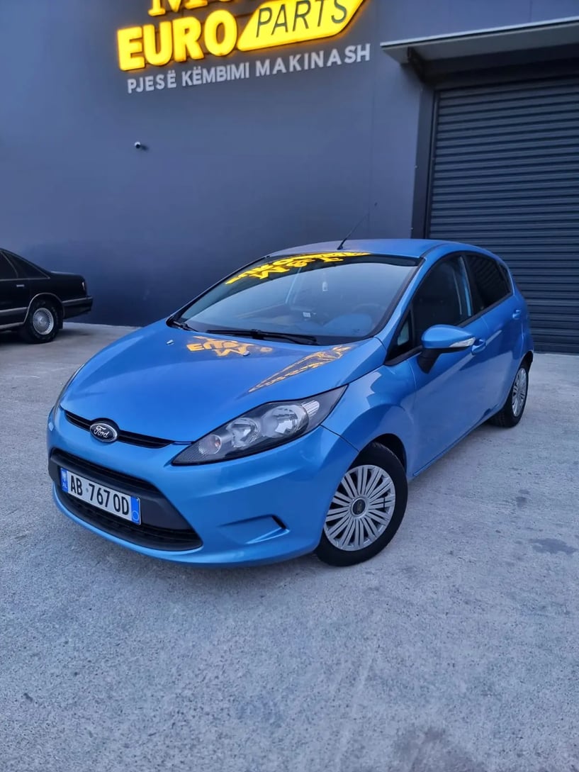 Alquila un coche en Durrës