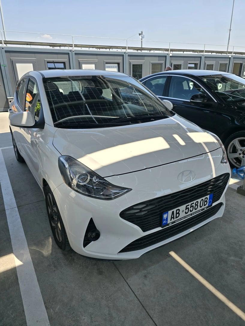Louer une voiture à Tirana