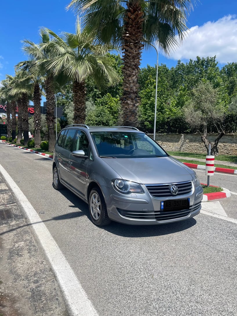 Auto mieten in Tirana