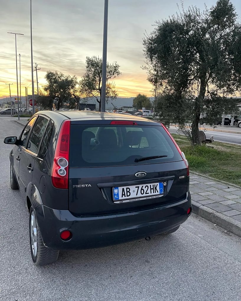 Rent a car in Tirana