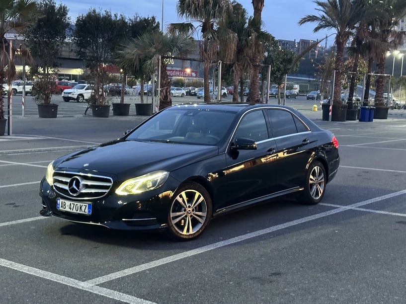 Auto mieten in Tirana