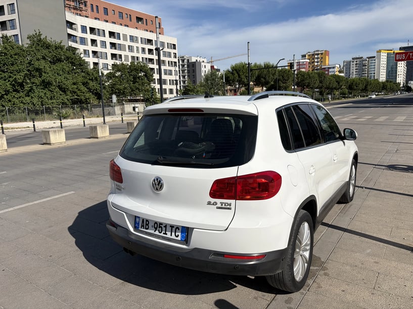 Rent a car in Tirana