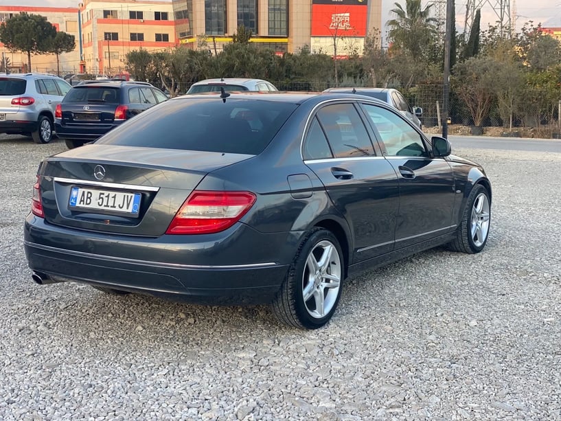 Rent a car in Tirana