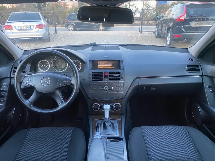 Rent a car in Tirana