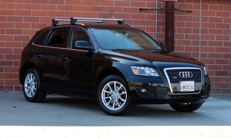 Alquila un coche en Tirana